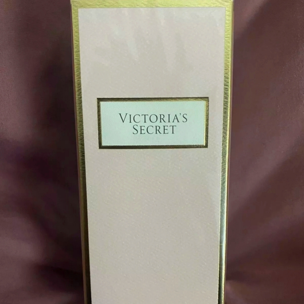 VICTORIA SECRET